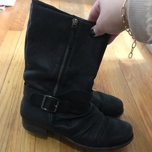 Vince Camuto Size 9 Boots